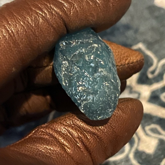 Raw Aquamarine chunk - Picture 5 of 5